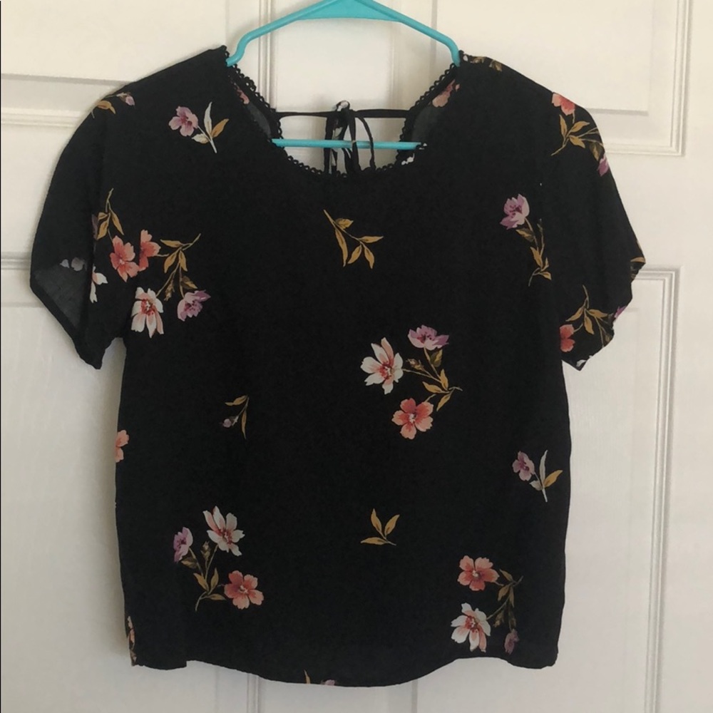 Floral Abercrombie and Fitch top